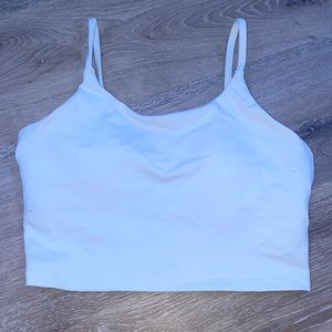 halara white workout tank 🪐